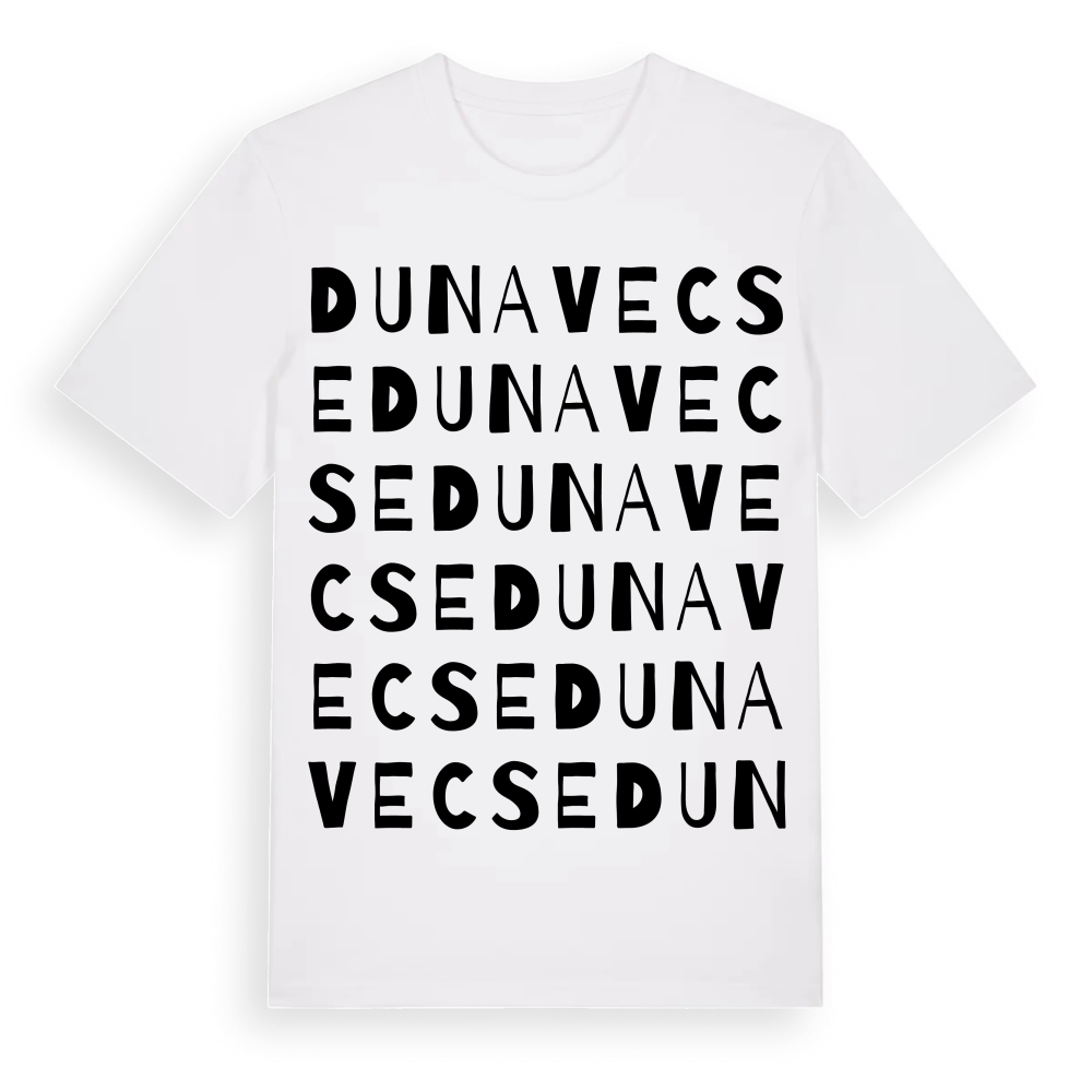 Dunavecse ordlek t-shirt – White, i miljö