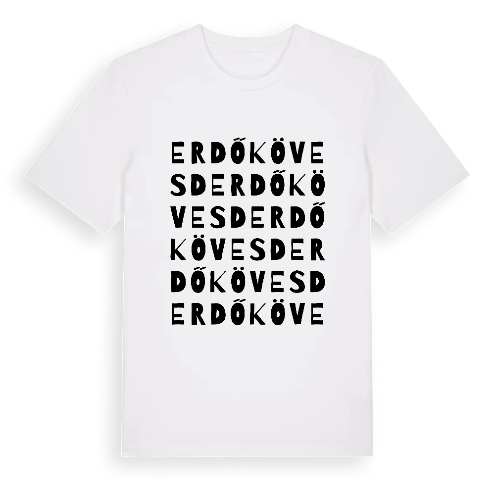 Erdőkövesd ordlek t-shirt – White, i miljö