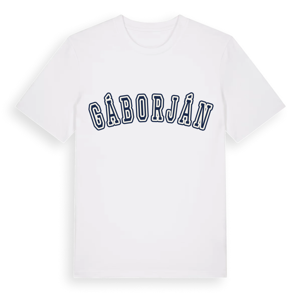 Gáborján college t-shirt – White, i miljö