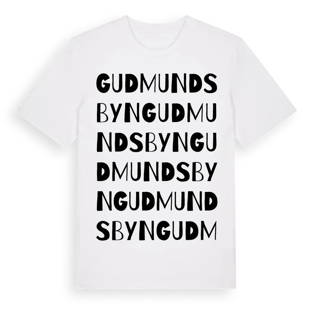 Gudmundsbyn ordlek t-shirt i miljö