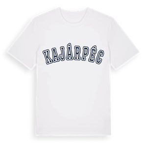 Kajárpéc college t-shirt – ekologisk bomull t-shirt från Pinshirt