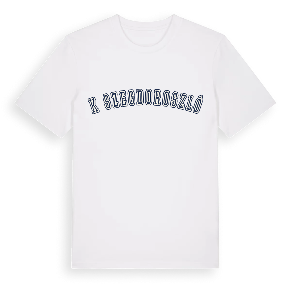 Kőszegdoroszló college t-shirt – White, i miljö