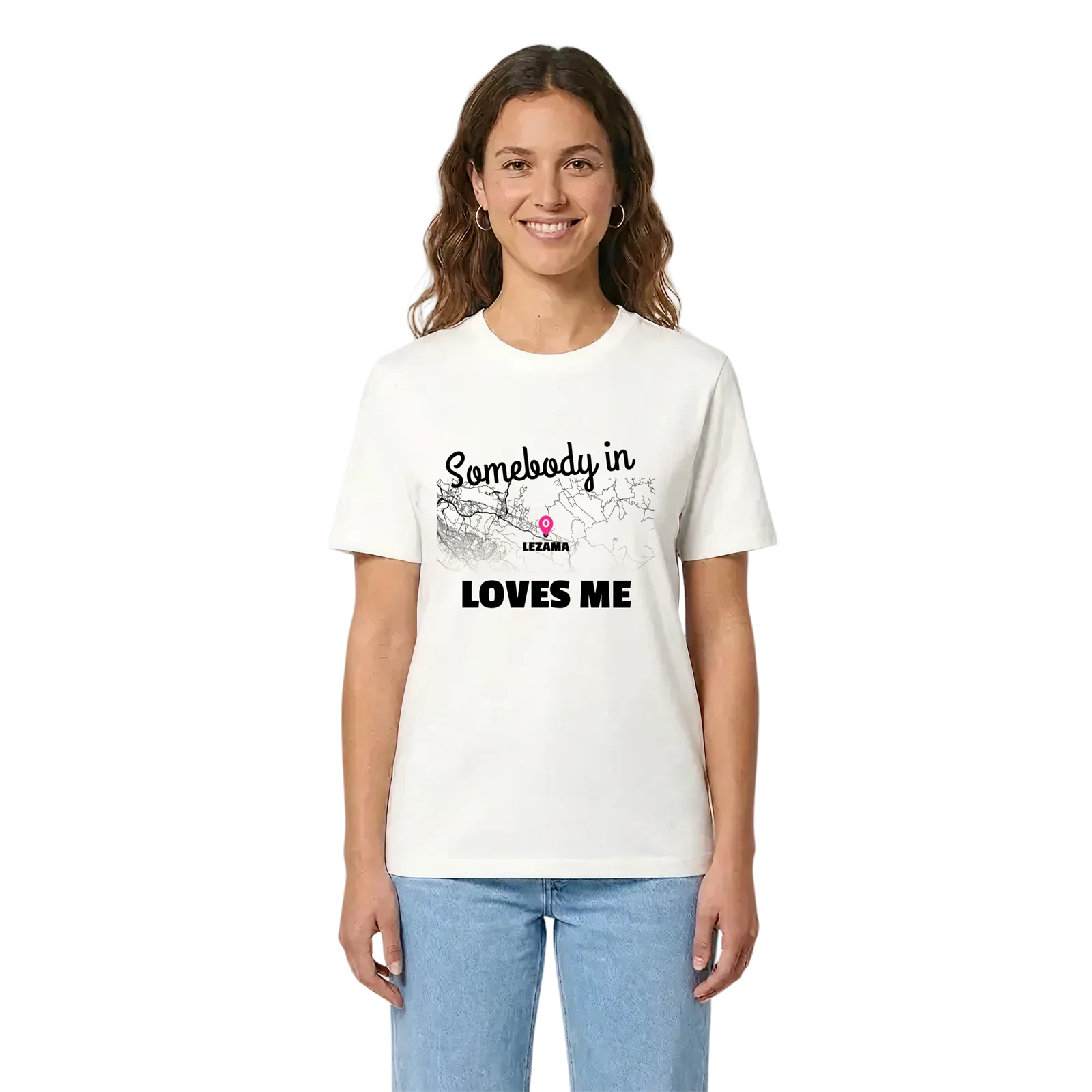 Någon i Lezama älskar mig t-shirt – White, i miljö