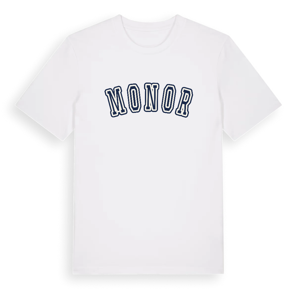 Monor college t-shirt – White, i miljö