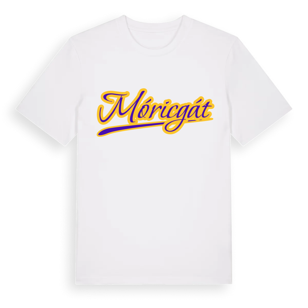 Móricgát baseball t-shirt – White, i miljö