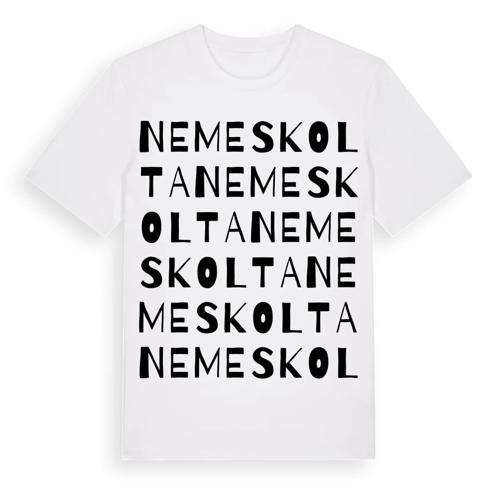 Nemeskolta ordlek t-shirt – White, i miljö