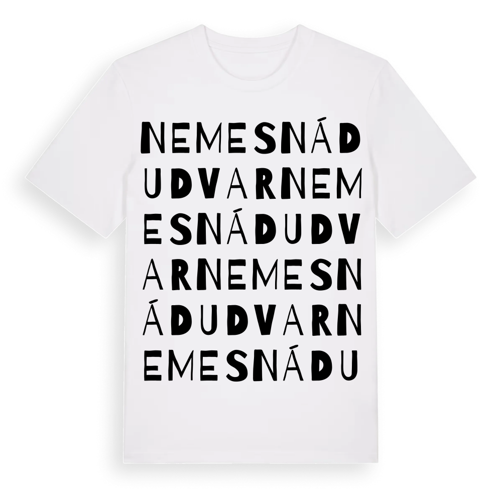 Nemesnádudvar ordlek t-shirt – White, i miljö