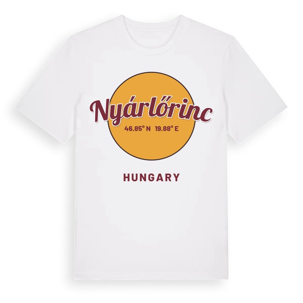 Nyárlőrinc cirkel t-shirt – White, i miljö