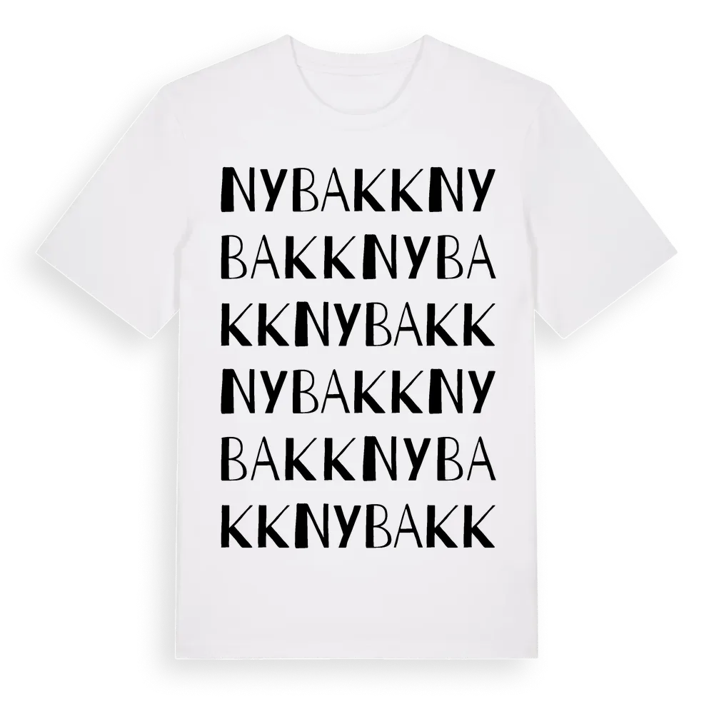 Nybakk ordlek t-shirt i miljö