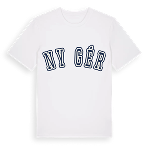 Nyőgér college t-shirt – ekologisk bomull t-shirt från Pinshirt