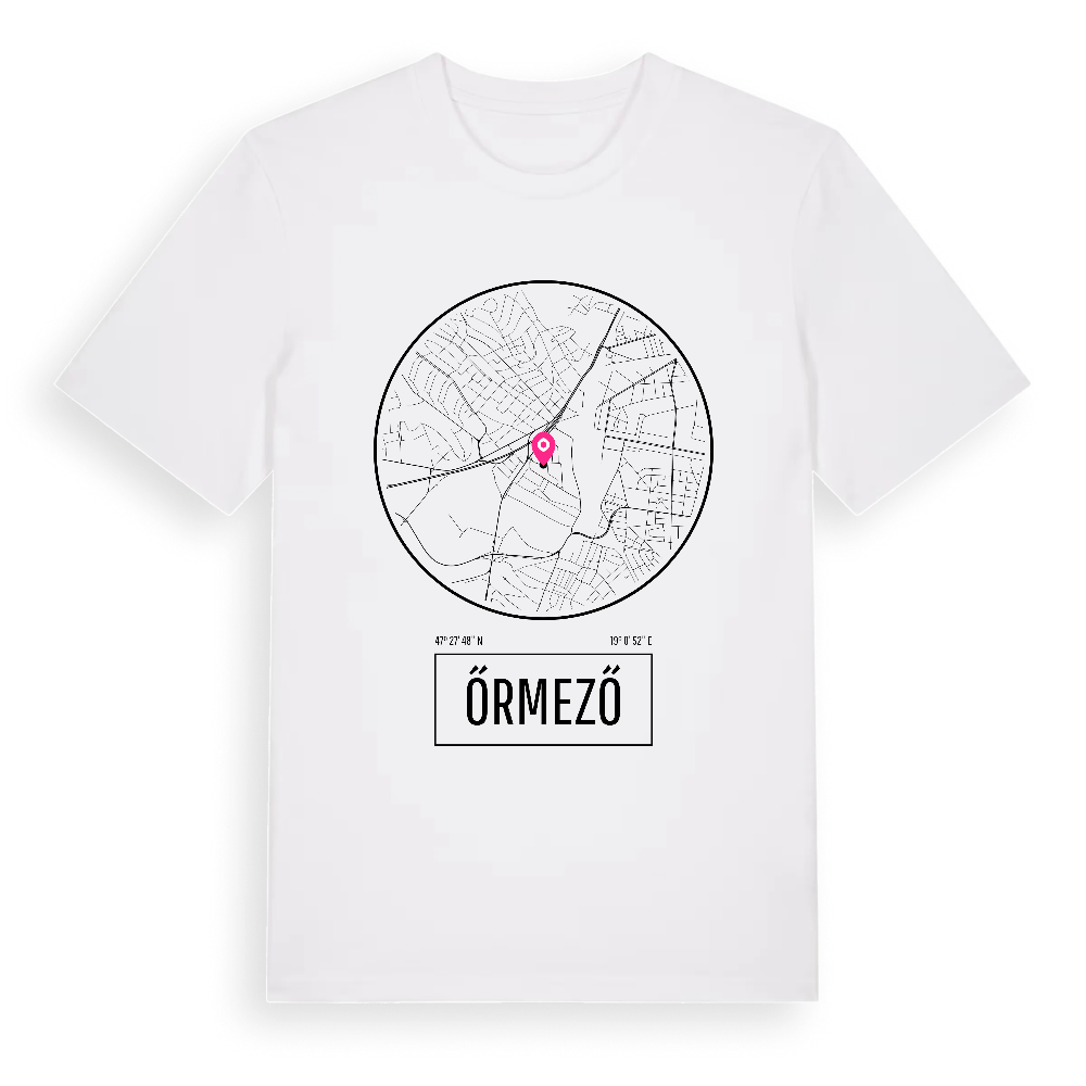 Őrmező t-shirt – White, i miljö