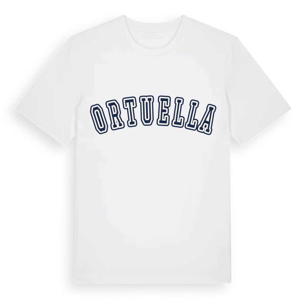 Ortuella college t-shirt – White, i miljö