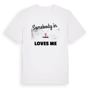 Någon i Pyrogi älskar mig t-shirt – ekologisk bomull t-shirt från Pinshirt