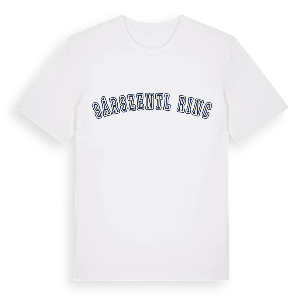 Sárszentlőrinc college t-shirt – White, i miljö