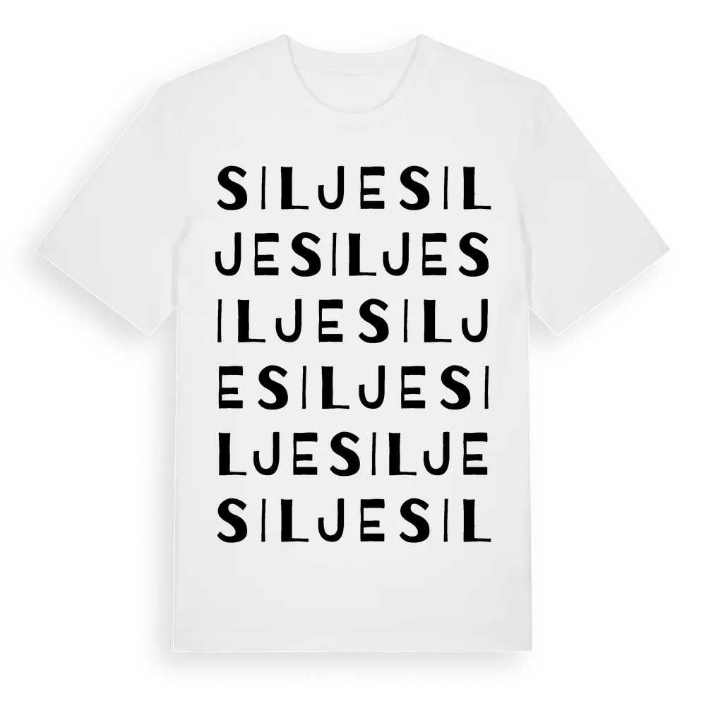 Silje ordlek t-shirt i miljö
