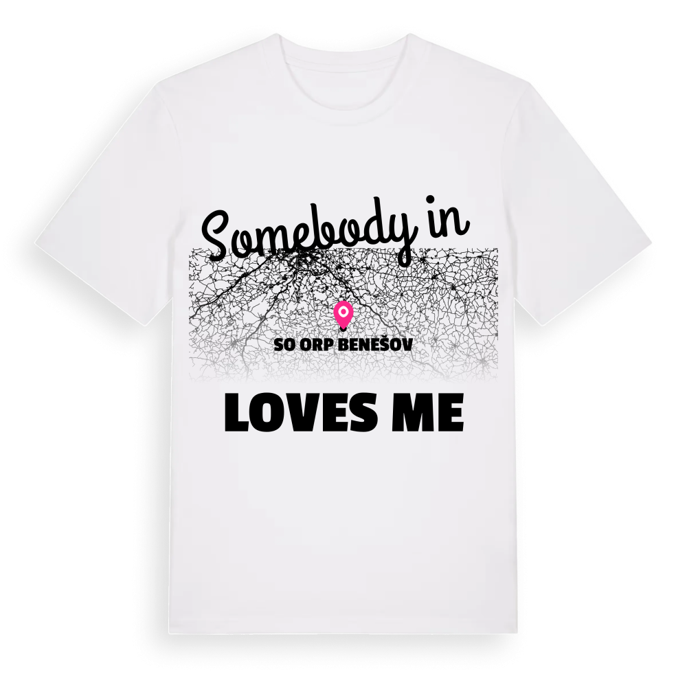 Någon i SO ORP Benešov älskar mig t-shirt – White, i miljö