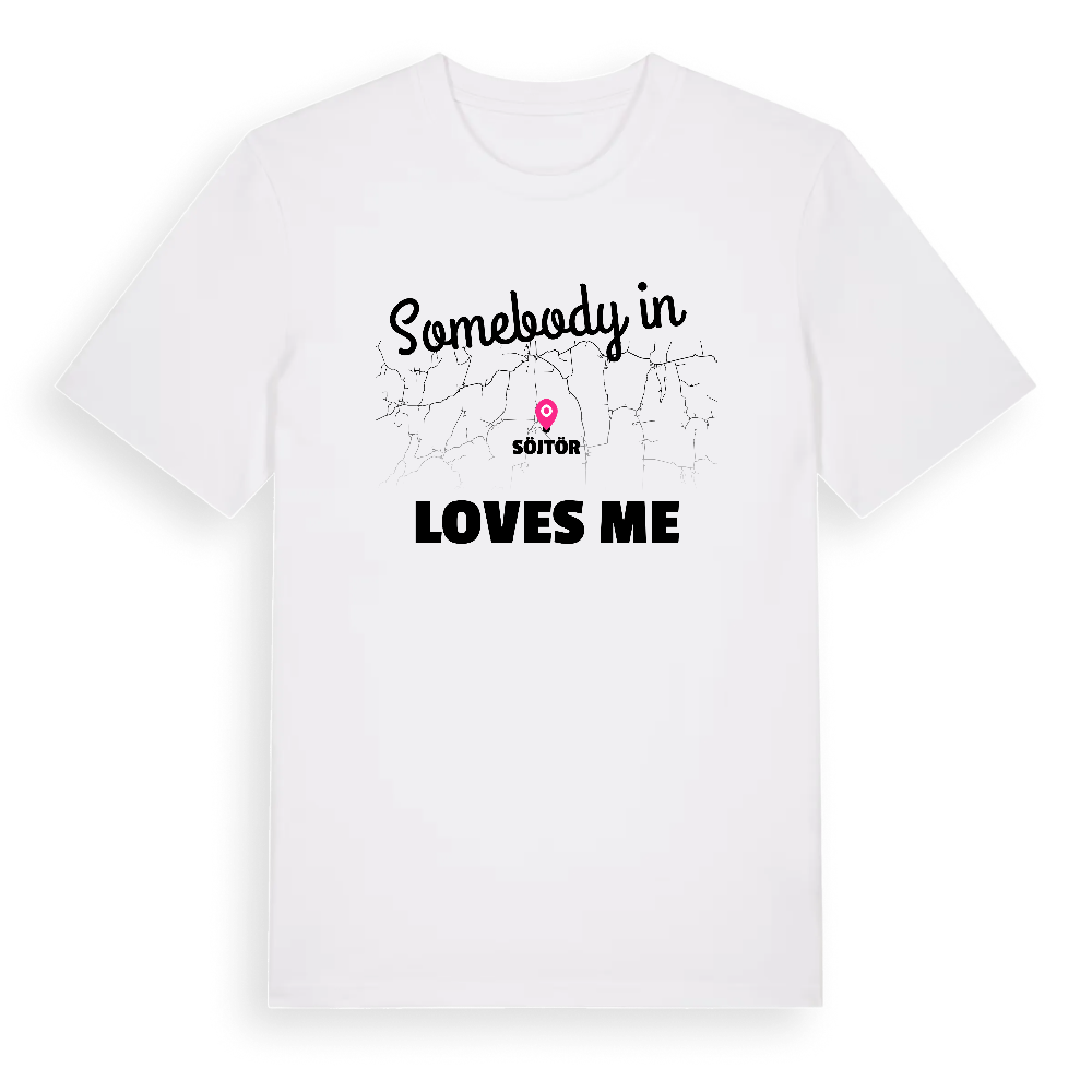 Någon i Söjtör älskar mig t-shirt – White, i miljö
