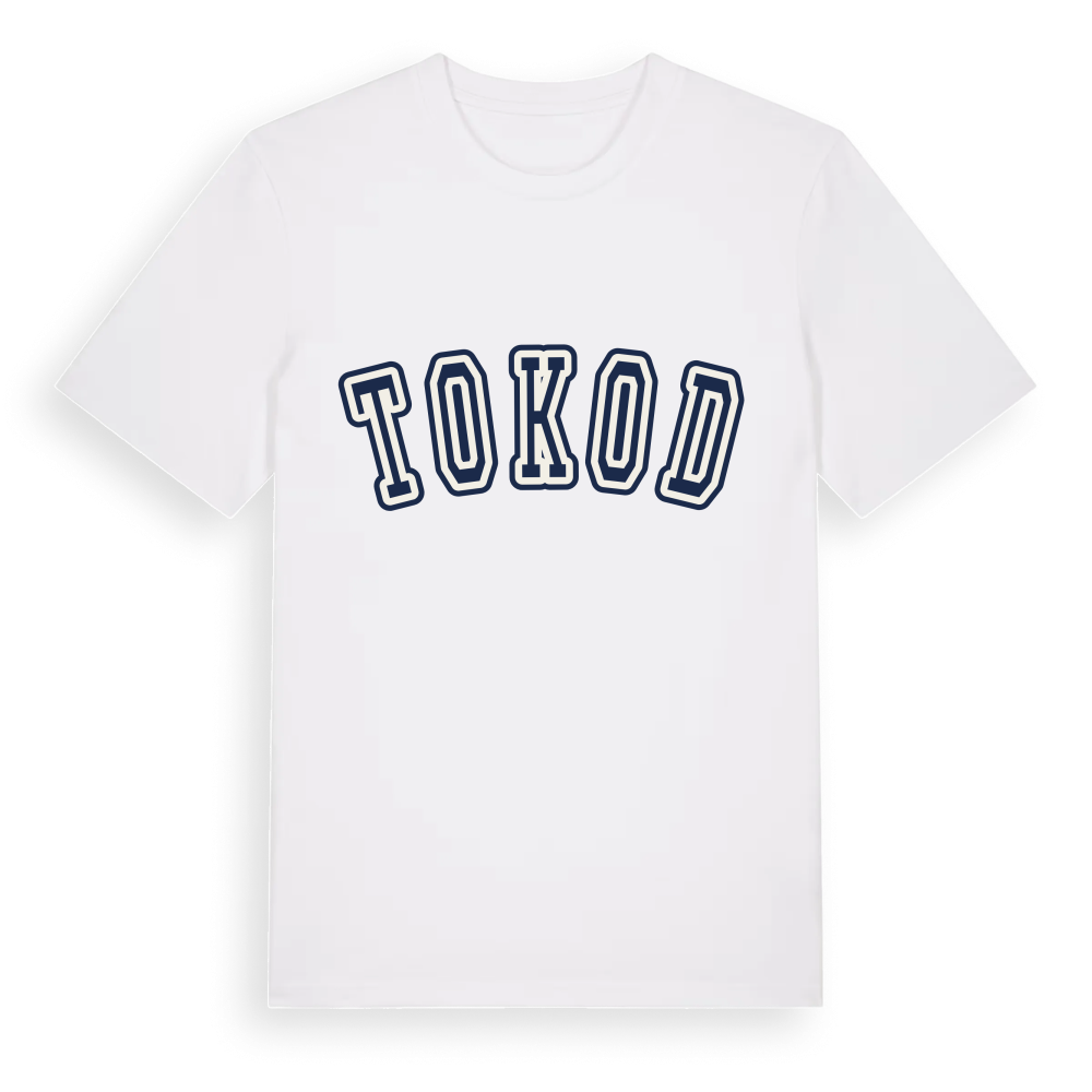Tokod college t-shirt – White, i miljö
