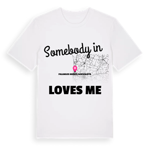 Någon i Palangos miesto savivaldybė älskar mig t-shirt – ekologisk bomull t-shirt från Pinshirt