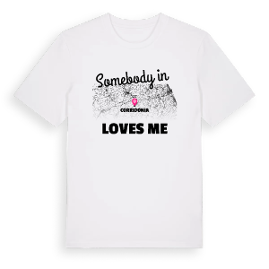 Någon i Corridonia älskar mig t-shirt – ekologisk bomull t-shirt från Pinshirt