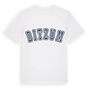 Ditzum college t-shirt – ekologisk bomull t-shirt från Pinshirt
