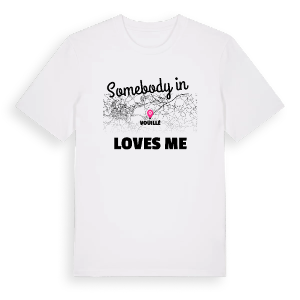 Någon i Vouillé älskar mig t-shirt – ekologisk bomull t-shirt från Pinshirt