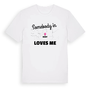 Någon i Ekeby älskar mig t-shirt – ekologisk bomull t-shirt från Pinshirt