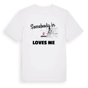 Någon i Lövsta älskar mig t-shirt – ekologisk bomull t-shirt från Pinshirt