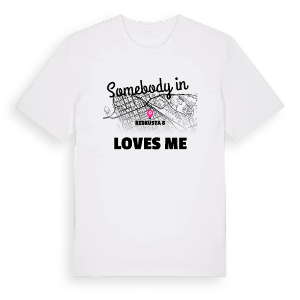 Någon i Keskusta 8 älskar mig t-shirt – ekologisk bomull t-shirt från Pinshirt