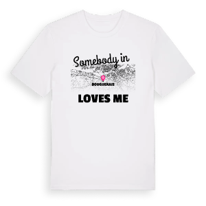 Någon i Bouguenais älskar mig t-shirt – ekologisk bomull t-shirt från Pinshirt