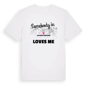 Någon i Occhieppo Inferiore älskar mig t-shirt – ekologisk bomull t-shirt från Pinshirt