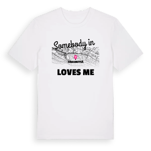 Någon i Hakametsä älskar mig t-shirt – ekologisk bomull t-shirt från Pinshirt