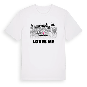 Någon i Kangasala älskar mig t-shirt – ekologisk bomull t-shirt från Pinshirt