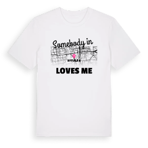 Någon i Kyttälä B älskar mig t-shirt – ekologisk bomull t-shirt från Pinshirt