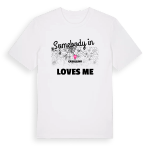 Någon i Cavallino älskar mig t-shirt – ekologisk bomull t-shirt från Pinshirt