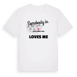 Någon i Santa Cesarea Terme älskar mig t-shirt – ekologisk bomull t-shirt från Pinshirt