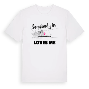 Någon i Emiroğlu Mahallesi älskar mig t-shirt – ekologisk bomull t-shirt från Pinshirt