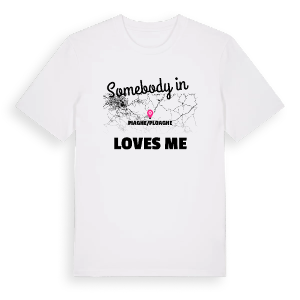 Någon i Piaghe/Ploaghe älskar mig t-shirt – ekologisk bomull t-shirt från Pinshirt