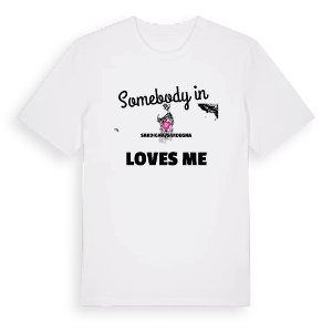 Någon i Sardigna/Sardegna älskar mig t-shirt – ekologisk bomull t-shirt från Pinshirt