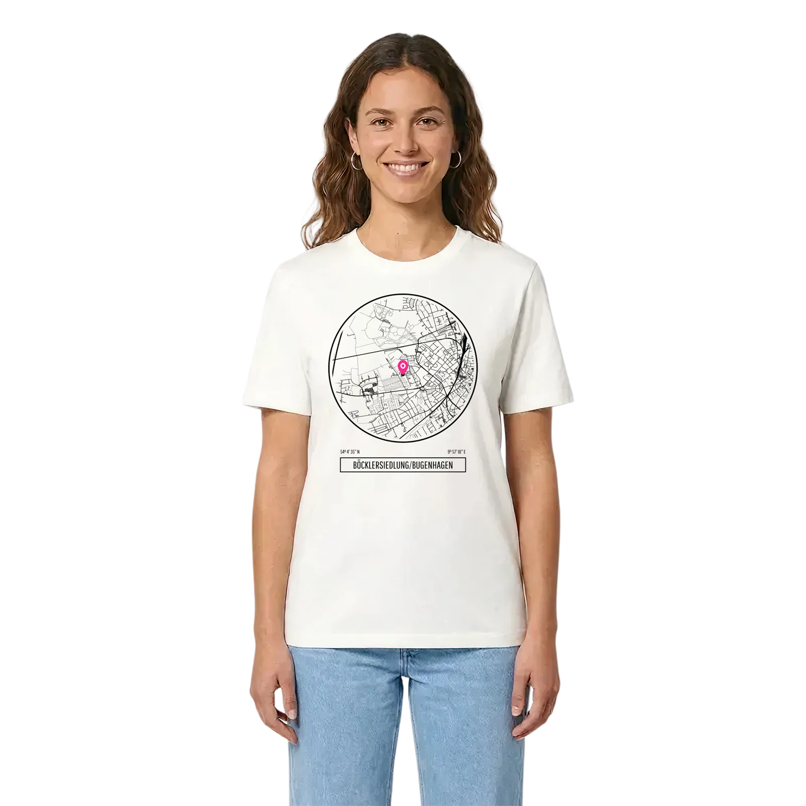 Böcklersiedlung/Bugenhagen t-shirt – White, i miljö