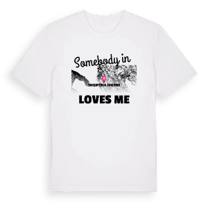 Någon i Shqipëria Jugore älskar mig t-shirt – ekologisk bomull t-shirt från Pinshirt