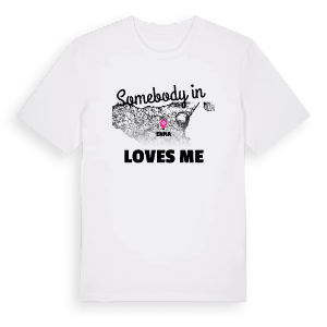 Någon i Enna älskar mig t-shirt – ekologisk bomull t-shirt från Pinshirt