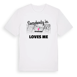 Någon i Ärtholmen älskar mig t-shirt – ekologisk bomull t-shirt från Pinshirt