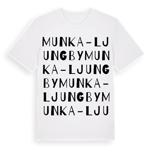 Munka-Ljungby ordlek t-shirt – ekologisk bomull t-shirt från Pinshirt