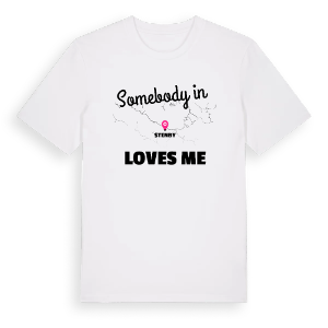 Någon i Stenby älskar mig t-shirt – ekologisk bomull t-shirt från Pinshirt