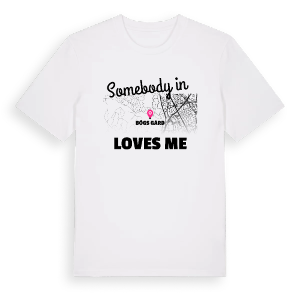 Någon i Bögs gård älskar mig t-shirt – ekologisk bomull t-shirt från Pinshirt