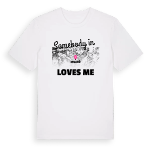 Någon i Ingarö älskar mig t-shirt – ekologisk bomull t-shirt från Pinshirt