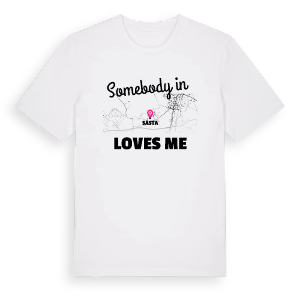 Någon i Såsta älskar mig t-shirt – ekologisk bomull t-shirt från Pinshirt