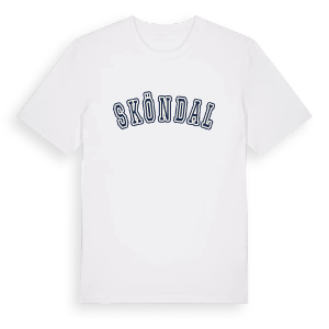 Sköndal college t-shirt – ekologisk bomull t-shirt från Pinshirt