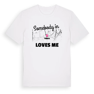 Någon i Tomta älskar mig t-shirt – ekologisk bomull t-shirt från Pinshirt
